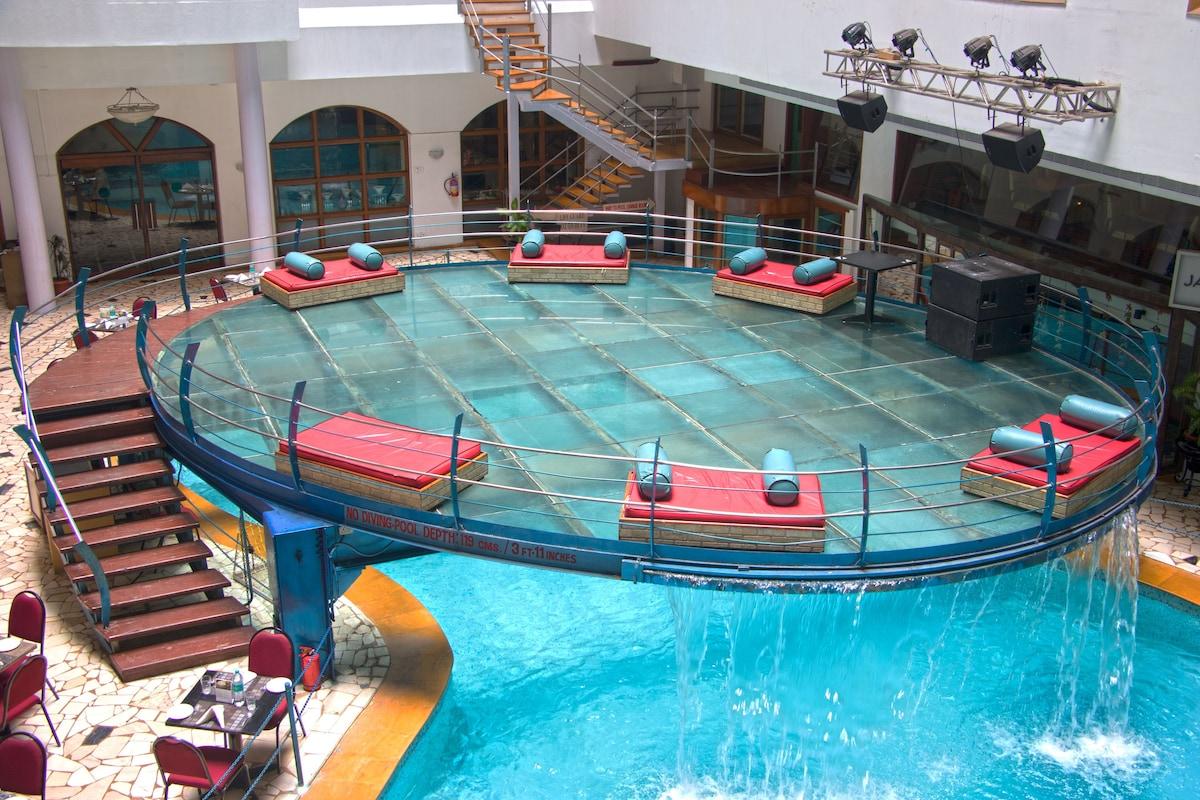 Ira By Orchid Mumbai T-2 International Airport Hotel Exterior foto